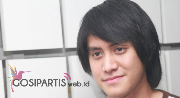 Kevin Aprilio Menangis di Hadapan Orangtua Saat Terlilit Utang