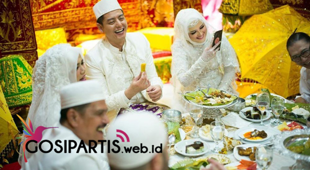 Akhirnya Cut Meyriska & Roger Danuarta Menikah