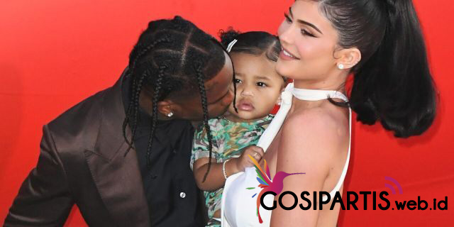 2 Tahun Bersama Kylie Jenner Dan Travis Scott Bubar Gosip